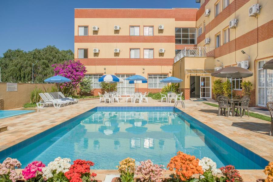 Itapetinga Hotel Атибая Экстерьер фото