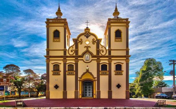 Itapetinga Hotel Атибая Экстерьер фото